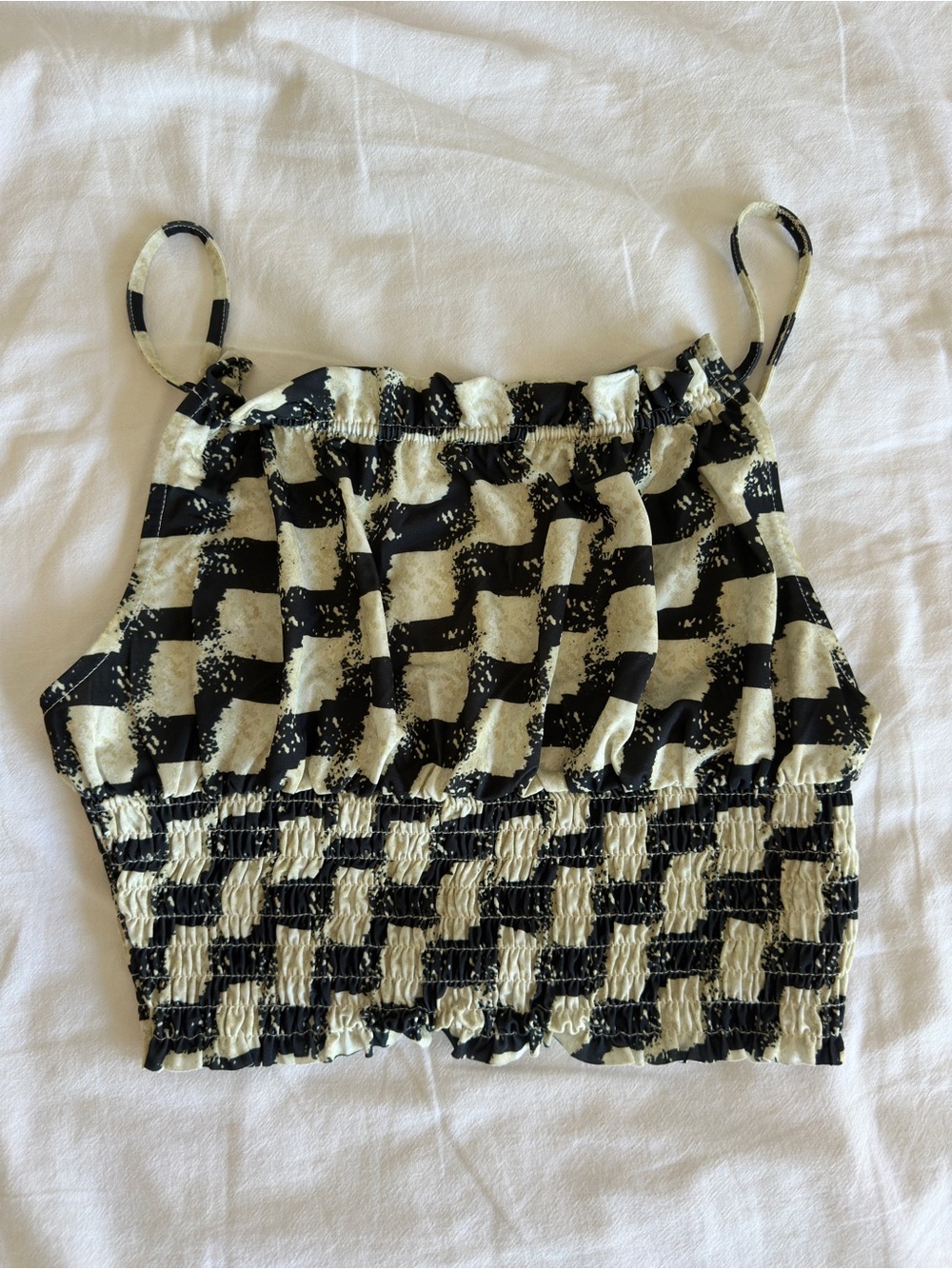 Urban Outfitters - Black & Cream Patterned Smocked Cami